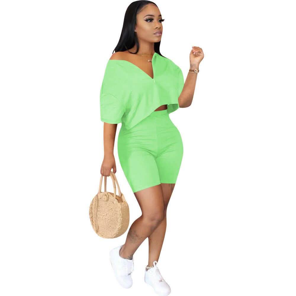 Women wearing 2-Piece Set: Women Solid Color Short Sleeves Zipper Casual Jumpsuit Outfits in light green