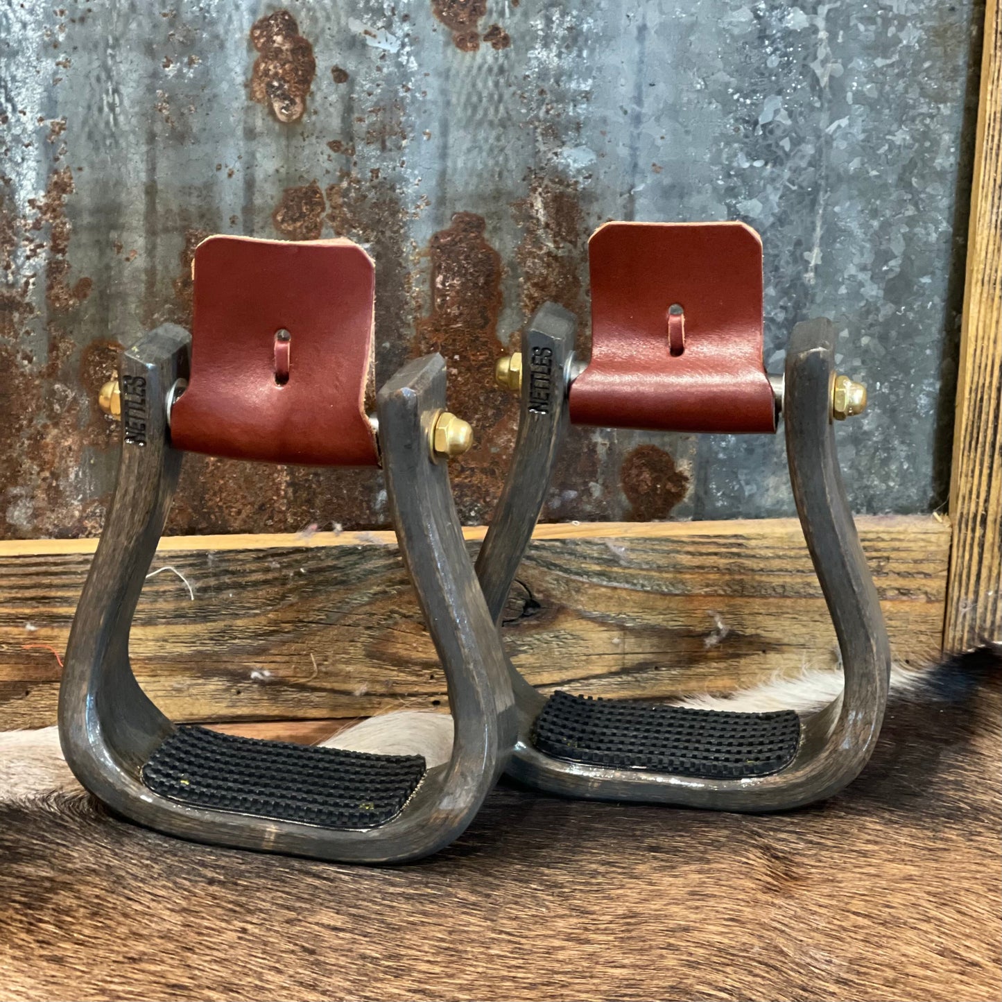 Nettles Stirrups 2" Triple Grey