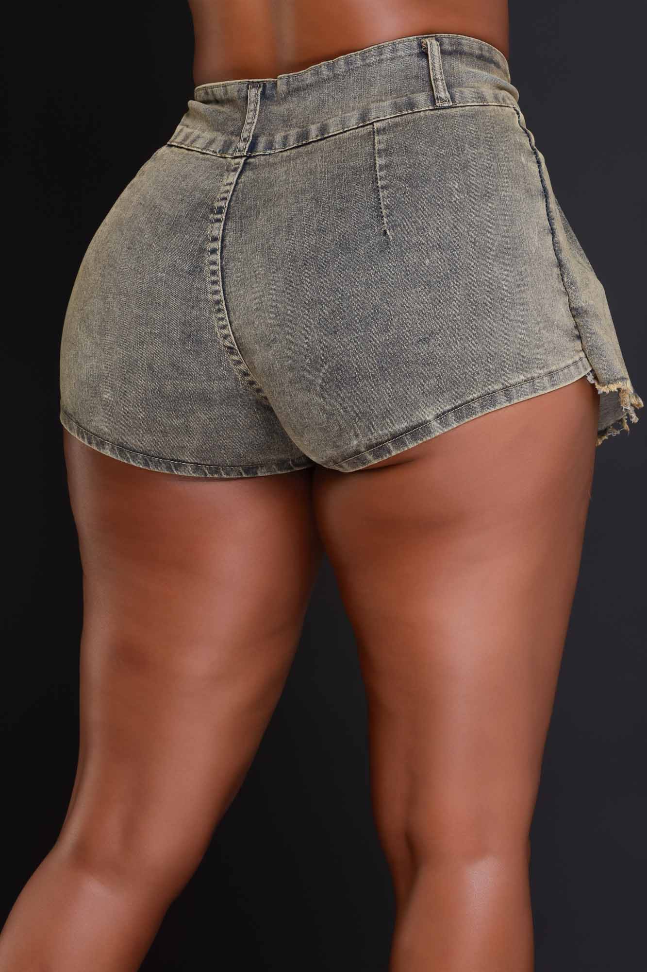 Way You Are Pleated Denim Skort - Yellow