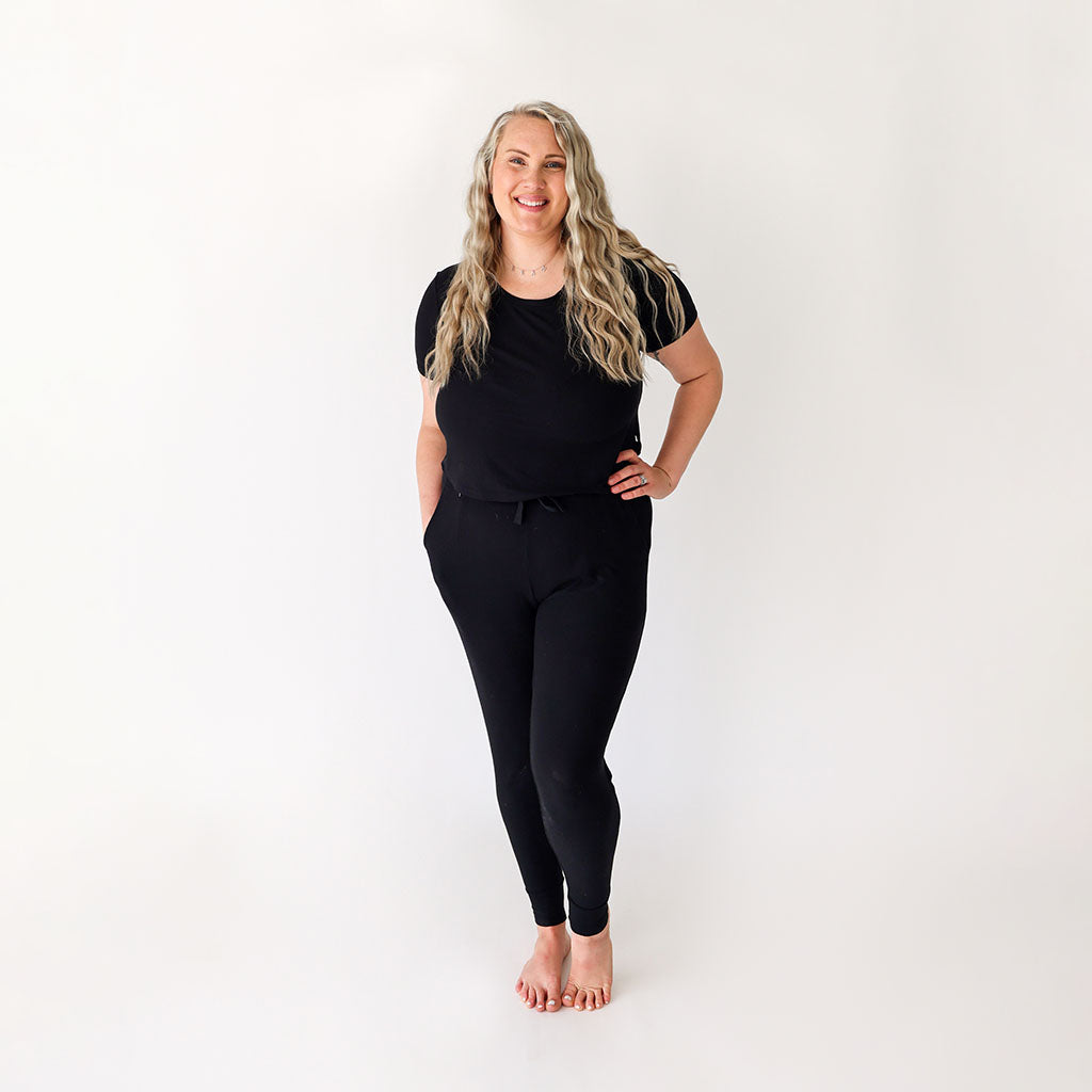 Black Ribbed Women’s Scoop Tee