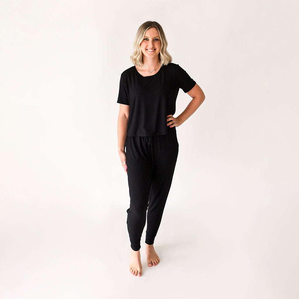 Black Ribbed Women’s Scoop Tee
