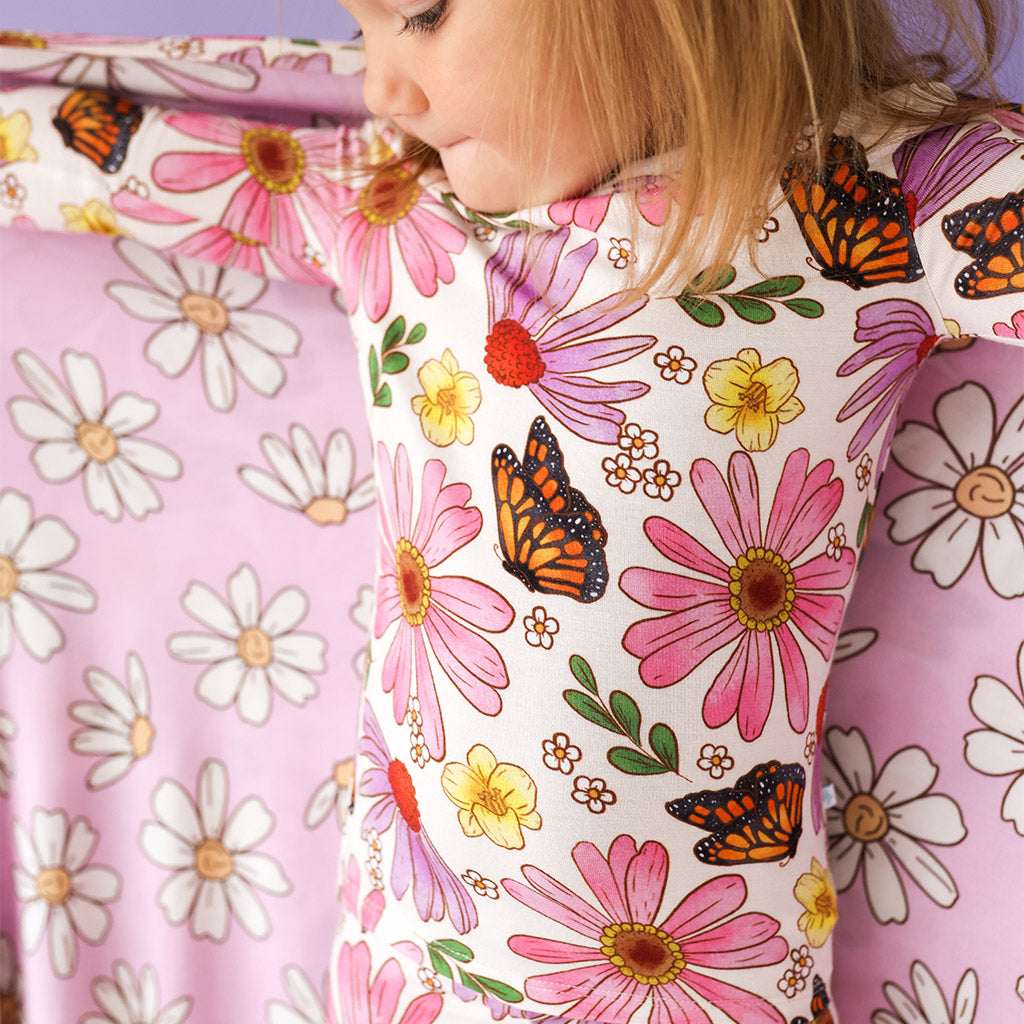 Kaavia Classic Pajama Set