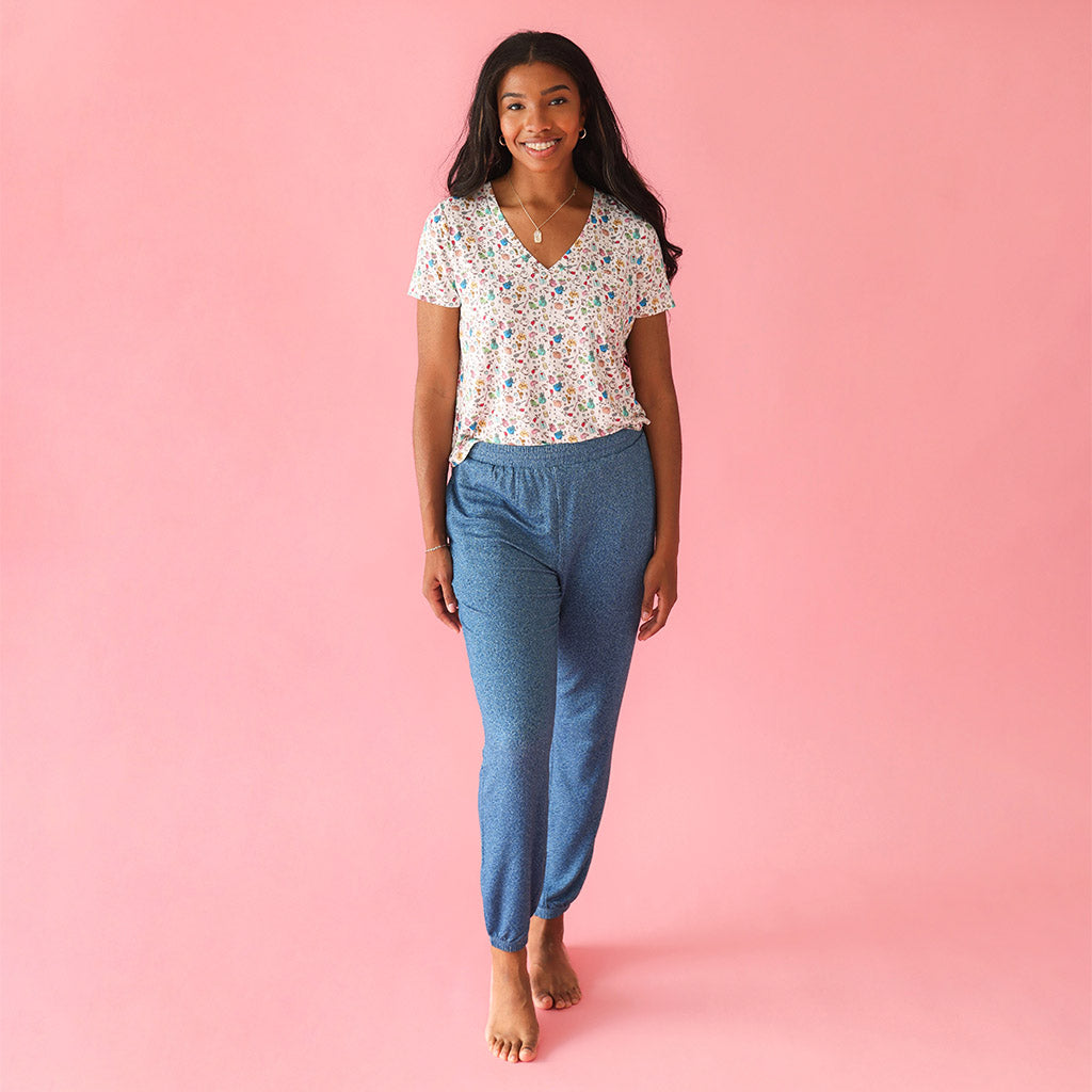 Princess Friends Women's V-Neck Tee